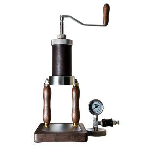 Aleman Nomad Hybrid Prenosný Espresso Stroj | Ručný Kľukový a Pneumatický 2-v-1