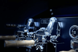 La Nuova Era Altea Anniversario 2 - grupp Kommersiell espressomaskin (Hyra) - Barista och Espresso